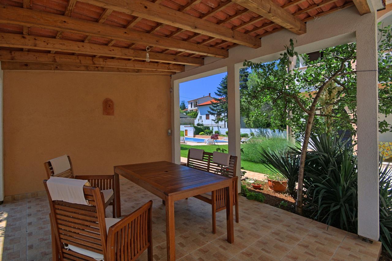 Sun Palace Residence Premantura Exterior photo