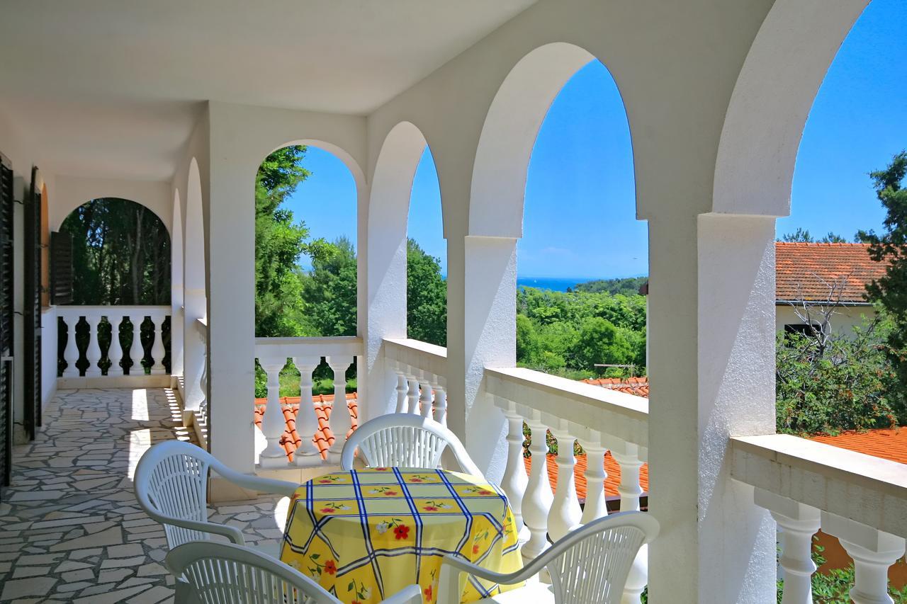 Sun Palace Residence Premantura Exterior photo